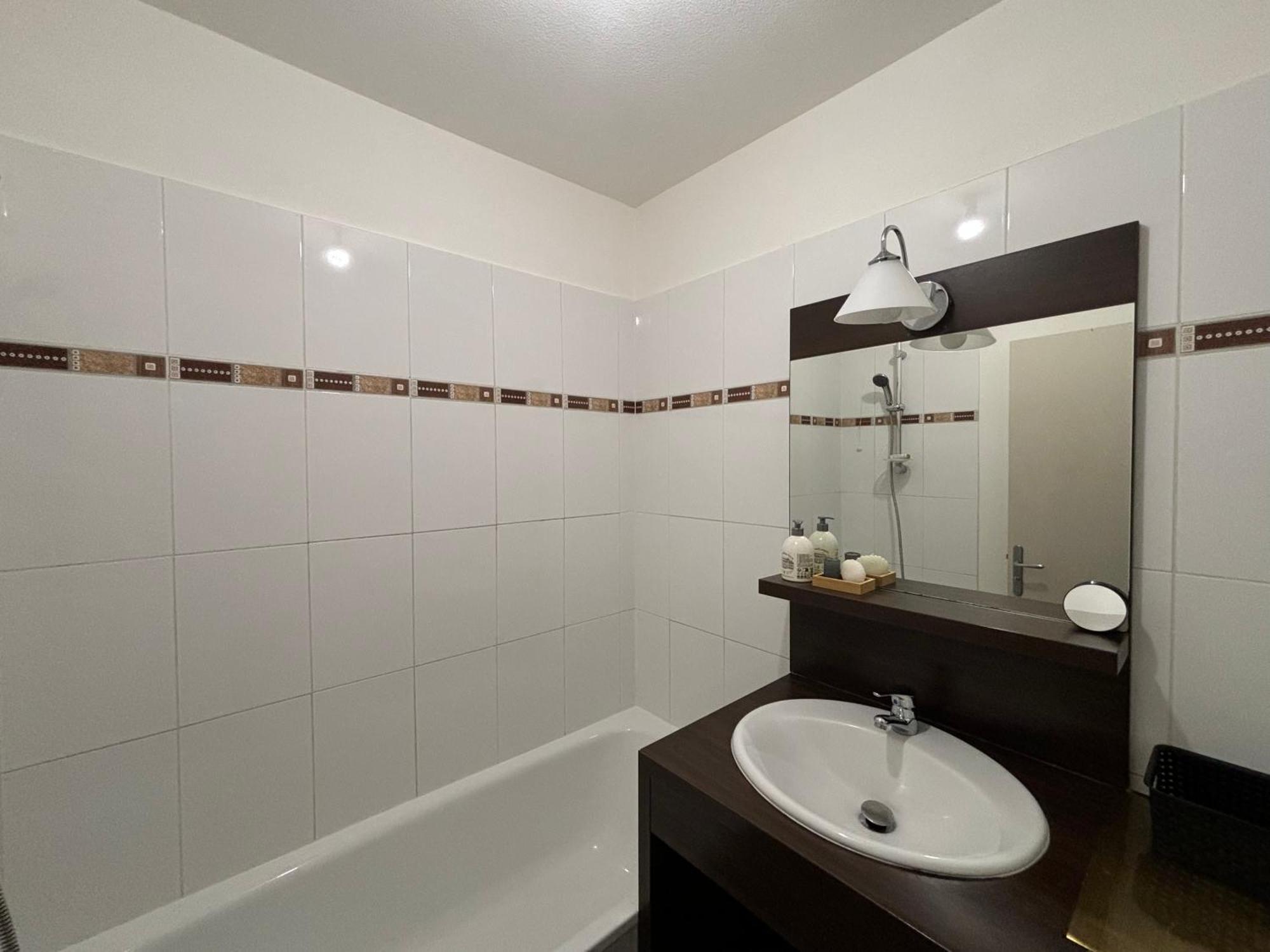 Proche Disneyland Paris - Appartement Avec Balcon Sans Vis A Vis - Parking Prive Residence Calme Μοντεβρέν Εξωτερικό φωτογραφία